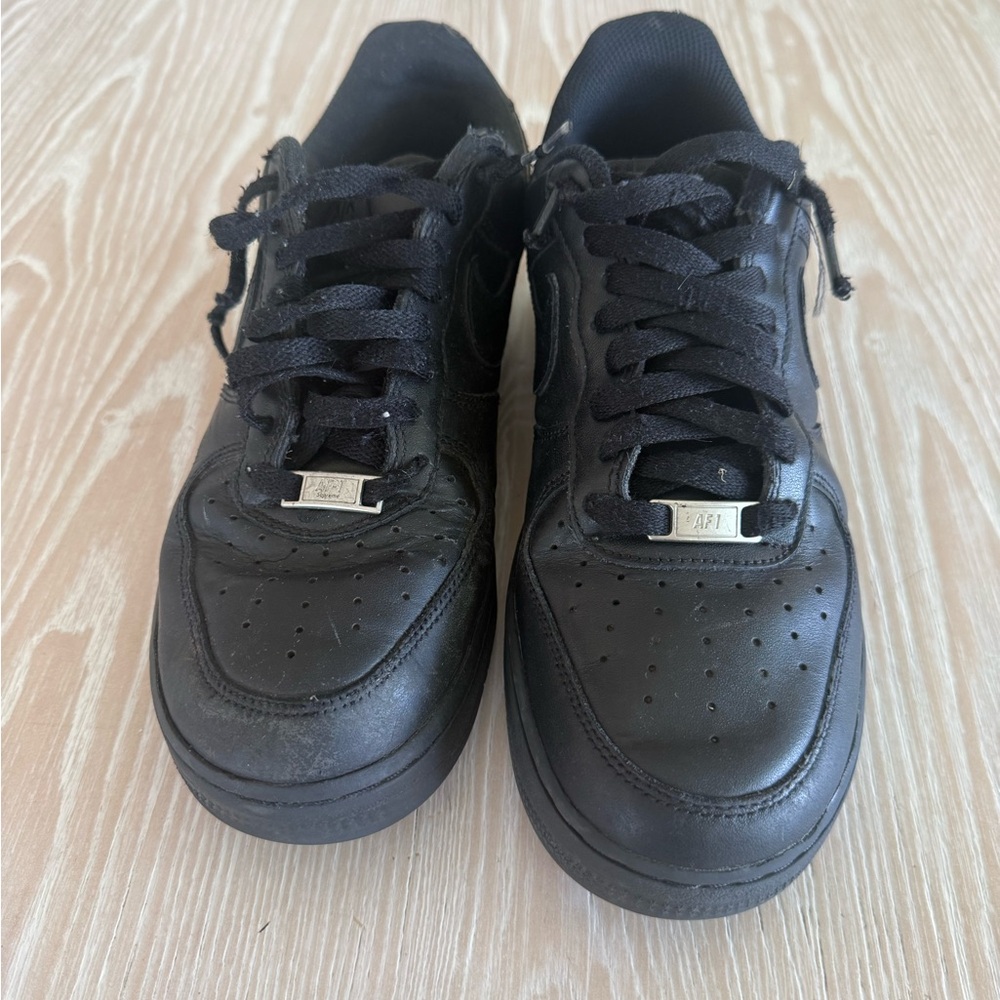 Nike Men's Black Sneakers
